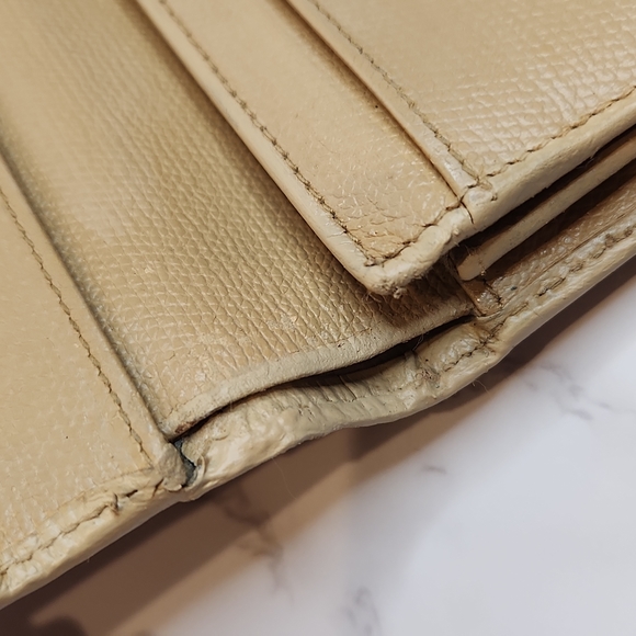 CHANEL Vintage Tan Long Wallet - Picture 9 of 16